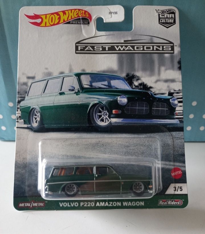 Volvo wagon hot wheels rodas de borracha