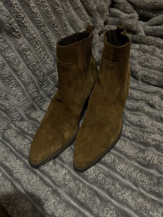 Стильні жіночі замшеві черевики(казаки)