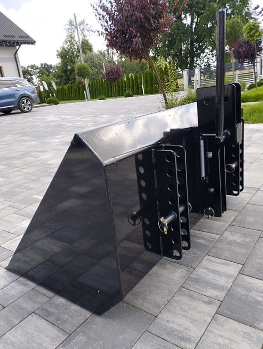 Łyżka na Tylni TUZ do Małych Traktorków Mocna Konstrukcja Kiper