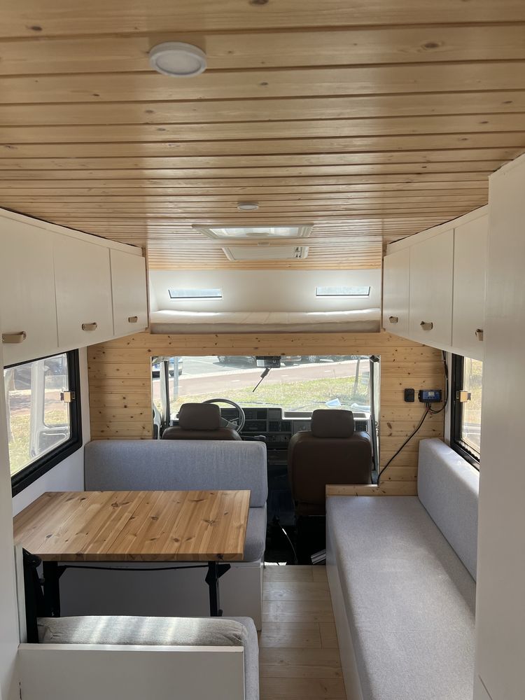 Vende-se Autocaravana Remodelada