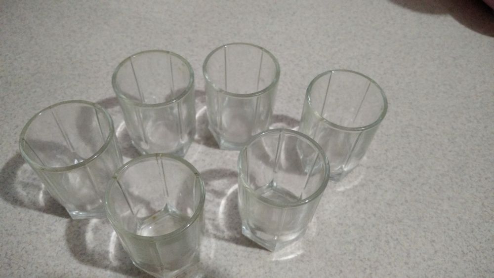 Кувшин, склянки, чарки