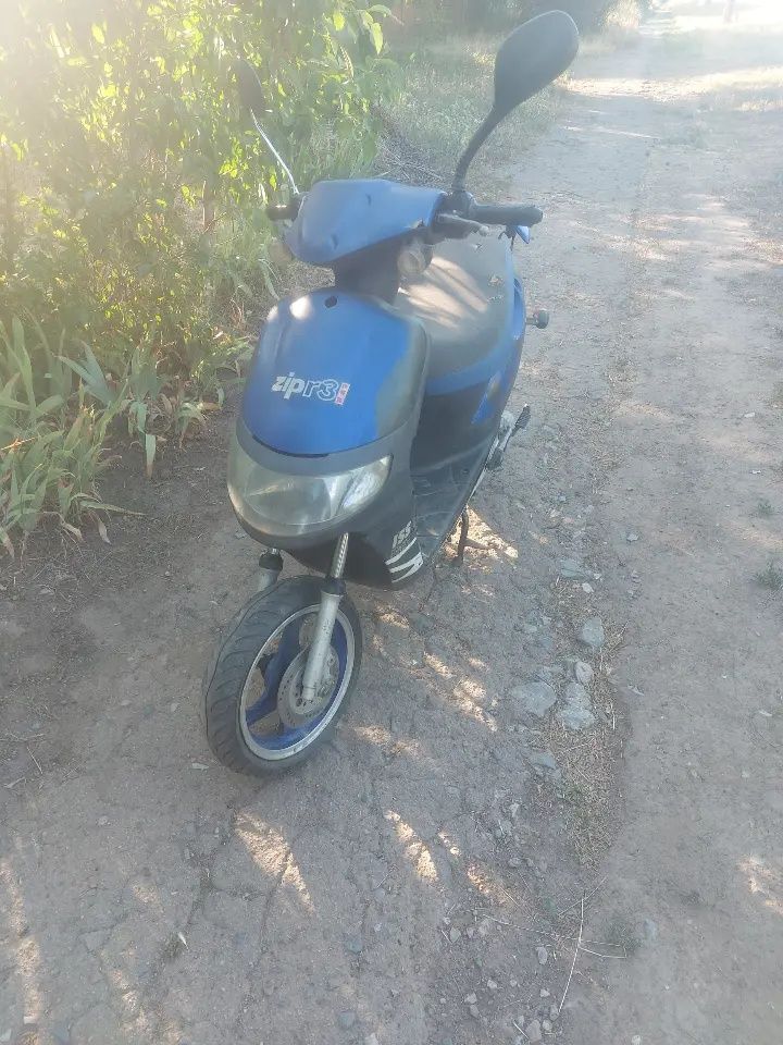 Продам скутыр 4т