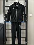 Dresy NIKE Rozm M 137-147cm 10-12 lat