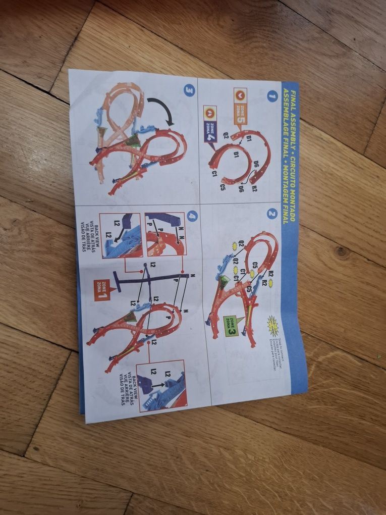 Hotwheels action трек