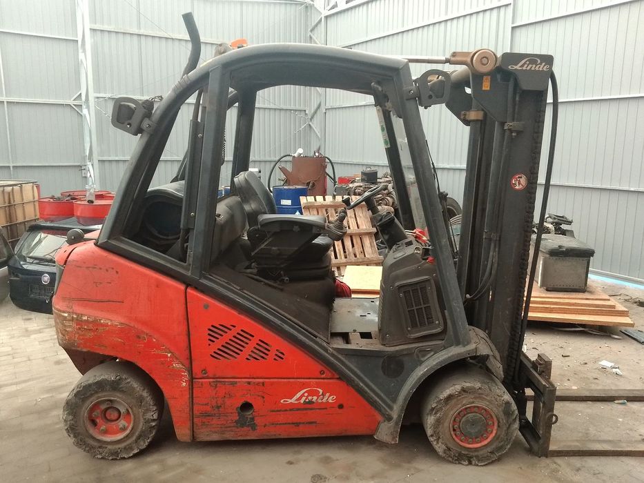 WÓZEK WIDŁOWY LINDE H25T 2008R - SPRAWNY