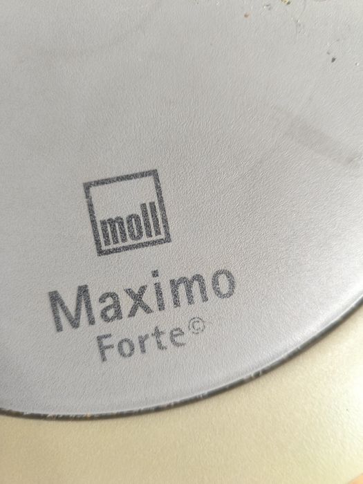 Biurko Moll z kontenerem, krzesłem ,szufladą,regulacją, lampą i podsta