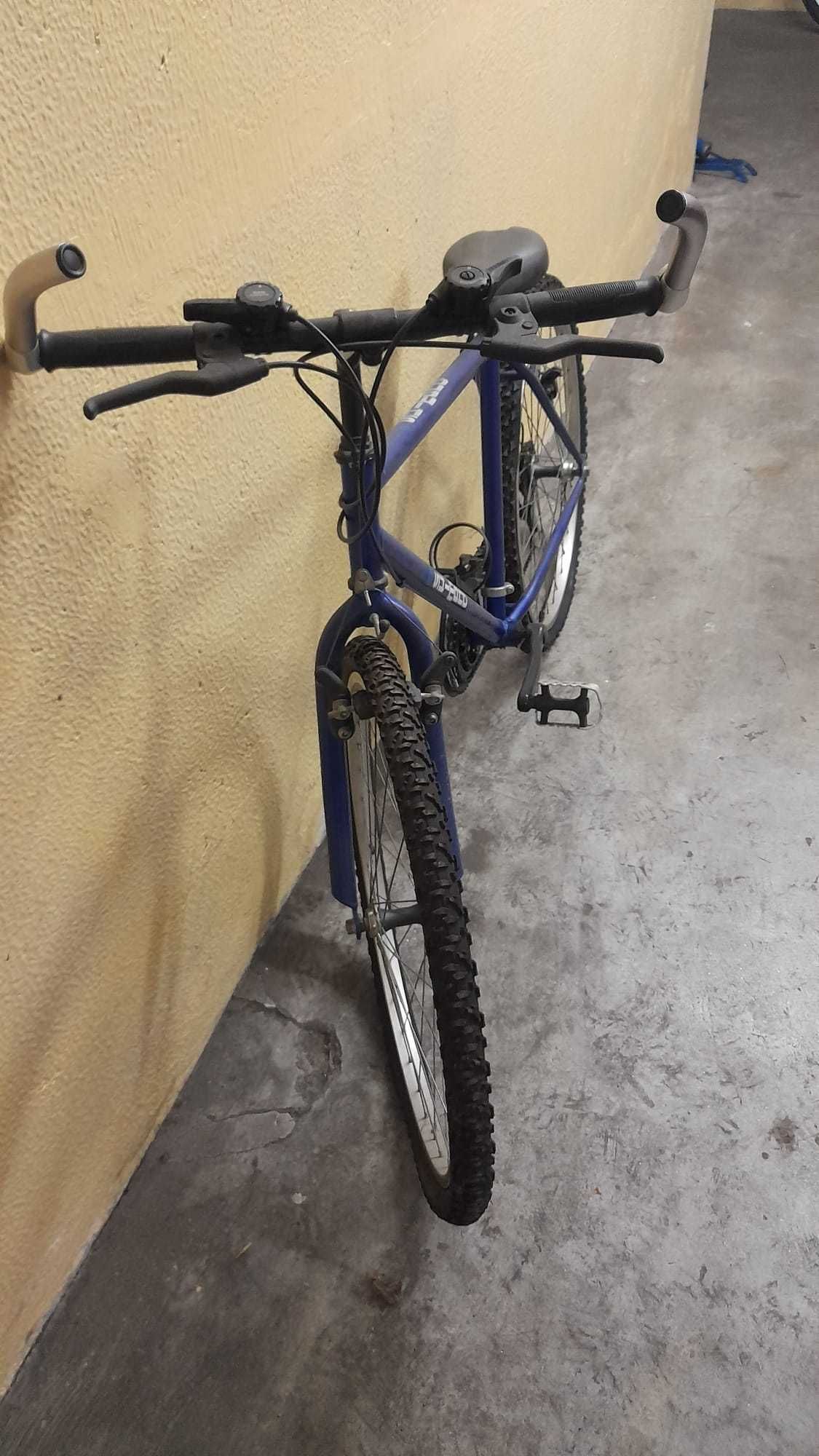 2 Bicicletas de Montanha – Robustas e Bem Conservadas