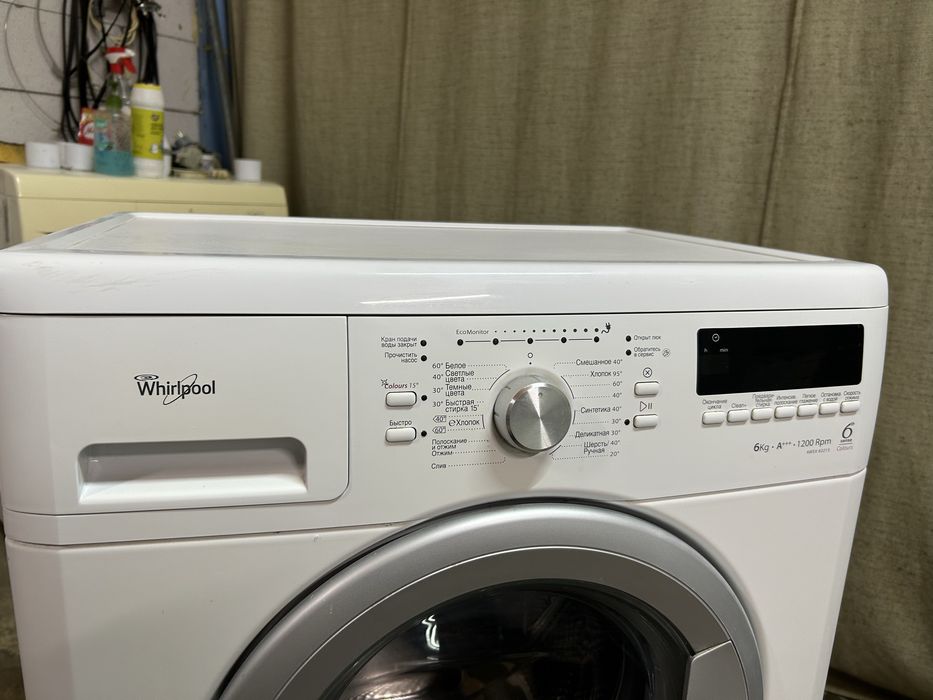 Стиральная машина Whirlpool на 6 кг.AWSX63213.Гарантия!