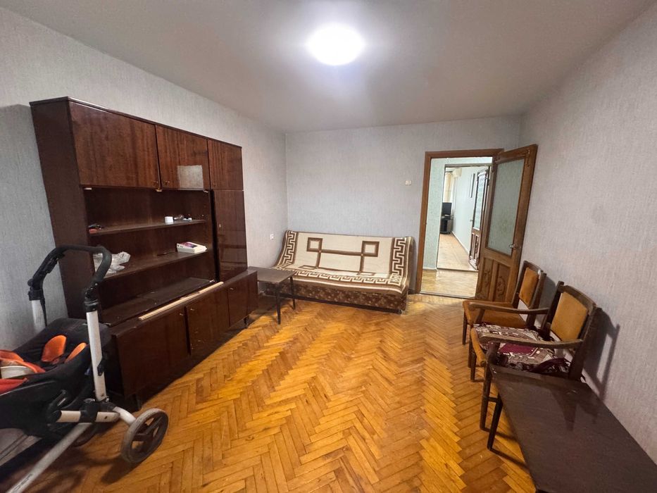 Продам 3 кв Велика Панасівська Сортировка заходь та живи