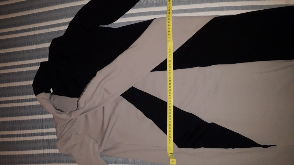 Vestido Cinza. Dois tons