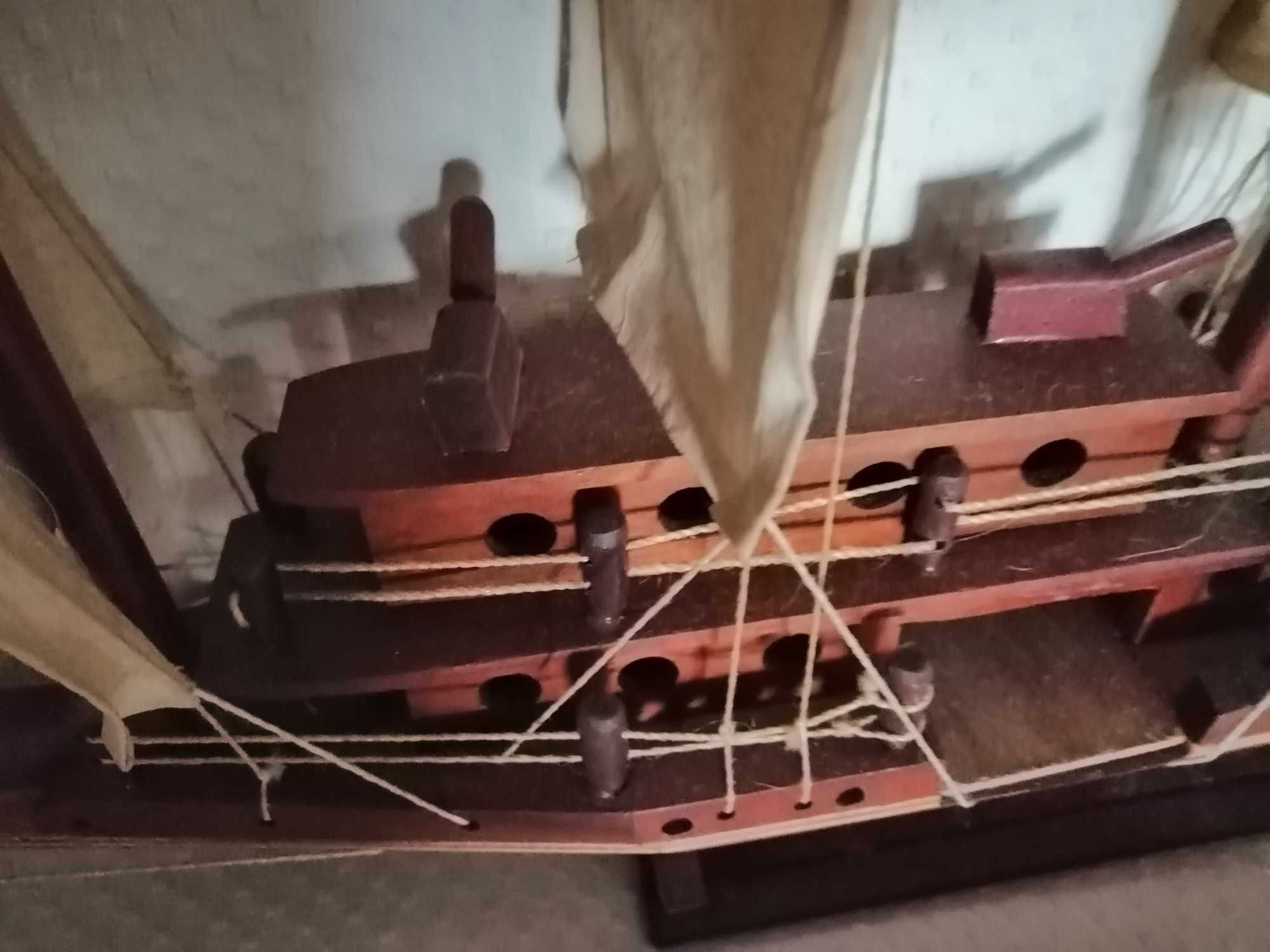 Caravela replica grande de madeira 78cm *68 cm preço reduzido