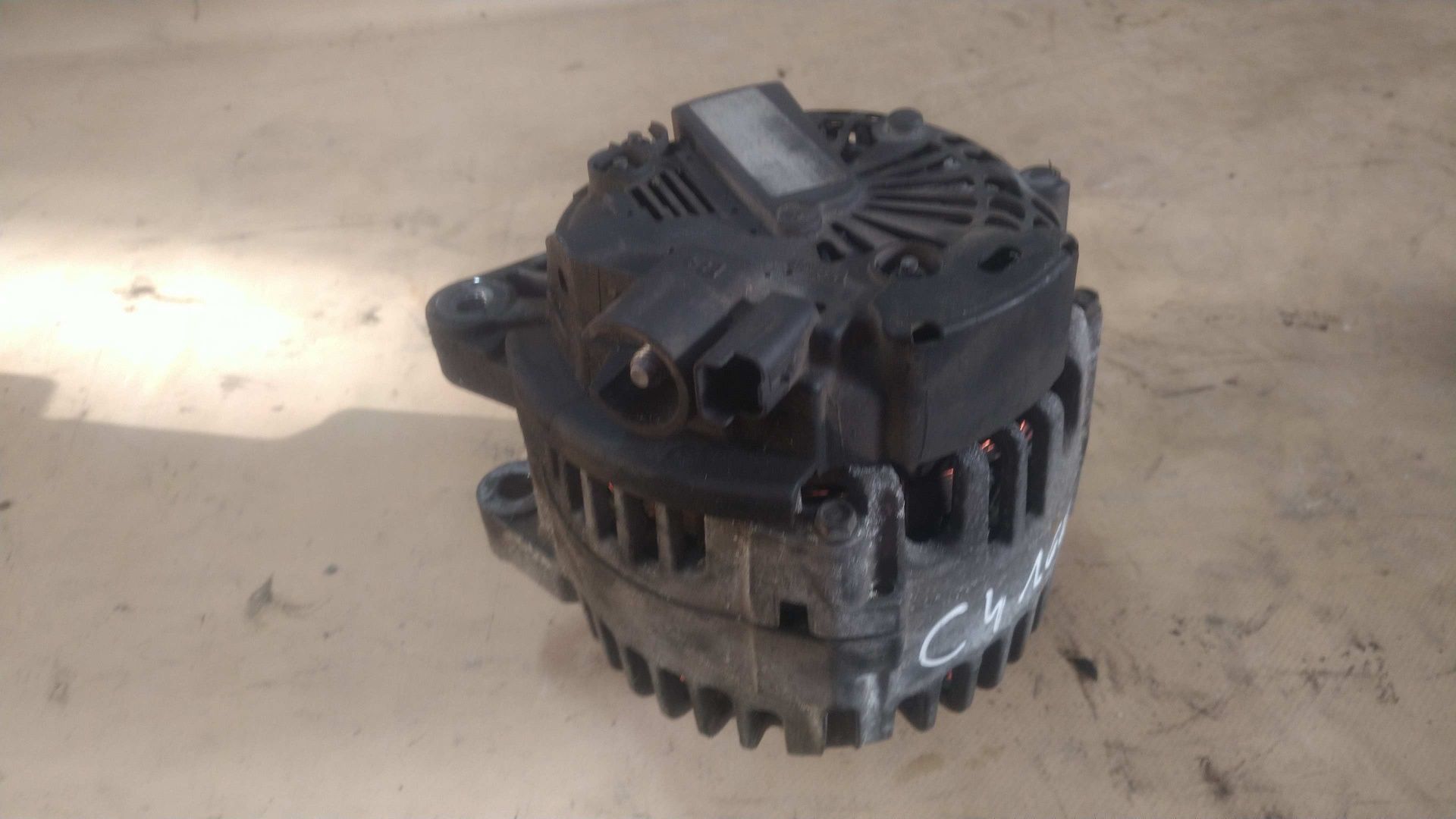 / Citroen C4 alternator 1.6 HDI Peugeot