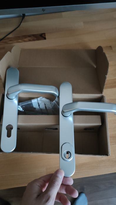 Klamka do drzwi zewnętrznych