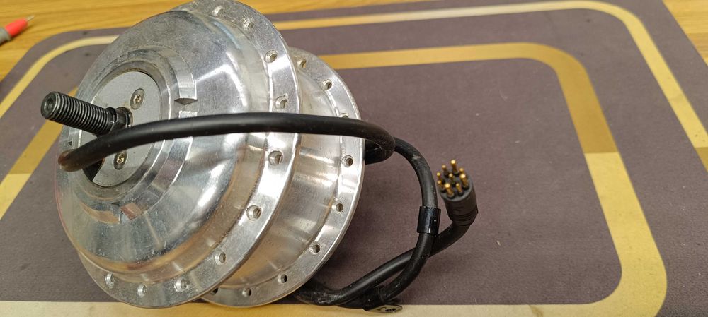 Мотор колесо редукторне (9-pin)