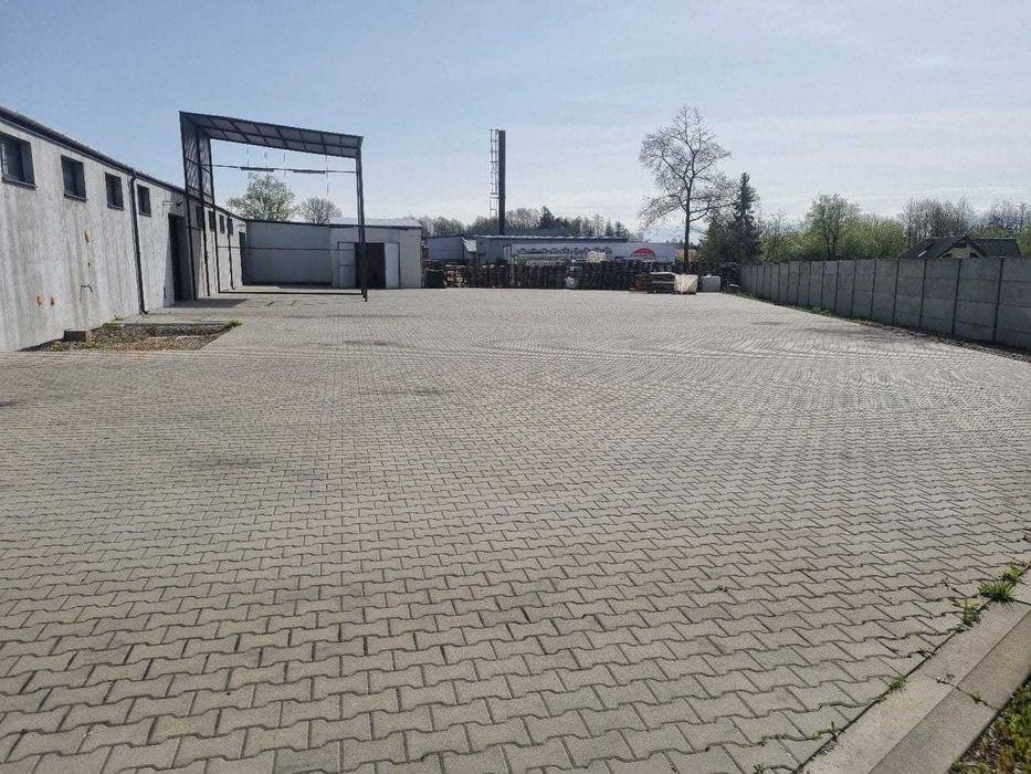 Hala-magazyn-biuro w Niedrzwicy D. 270m2+biura+plac EE180kW