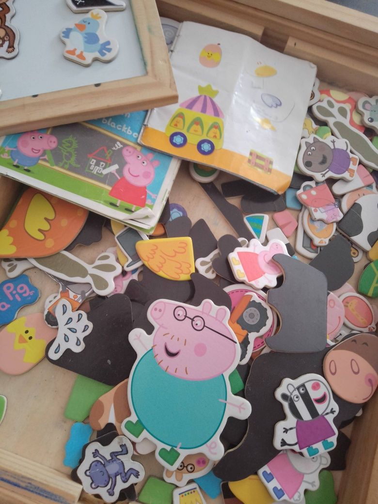 Literki i cyferki magnetyczne, 3 tablice magnetyczne, obrazki magnetyc