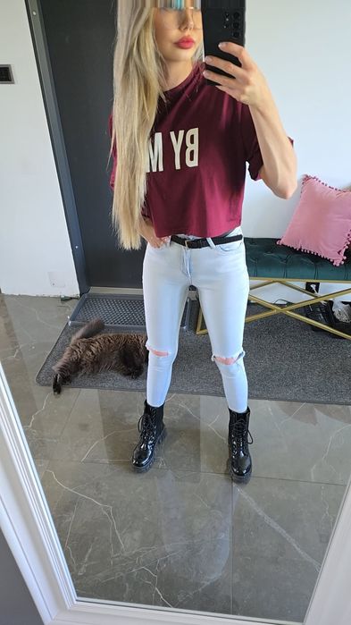 Jasne jeansy dziury przetarcia S