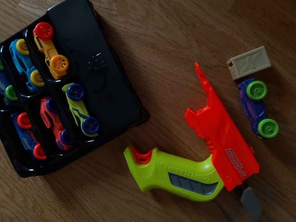 Nerf Nitro mini autka