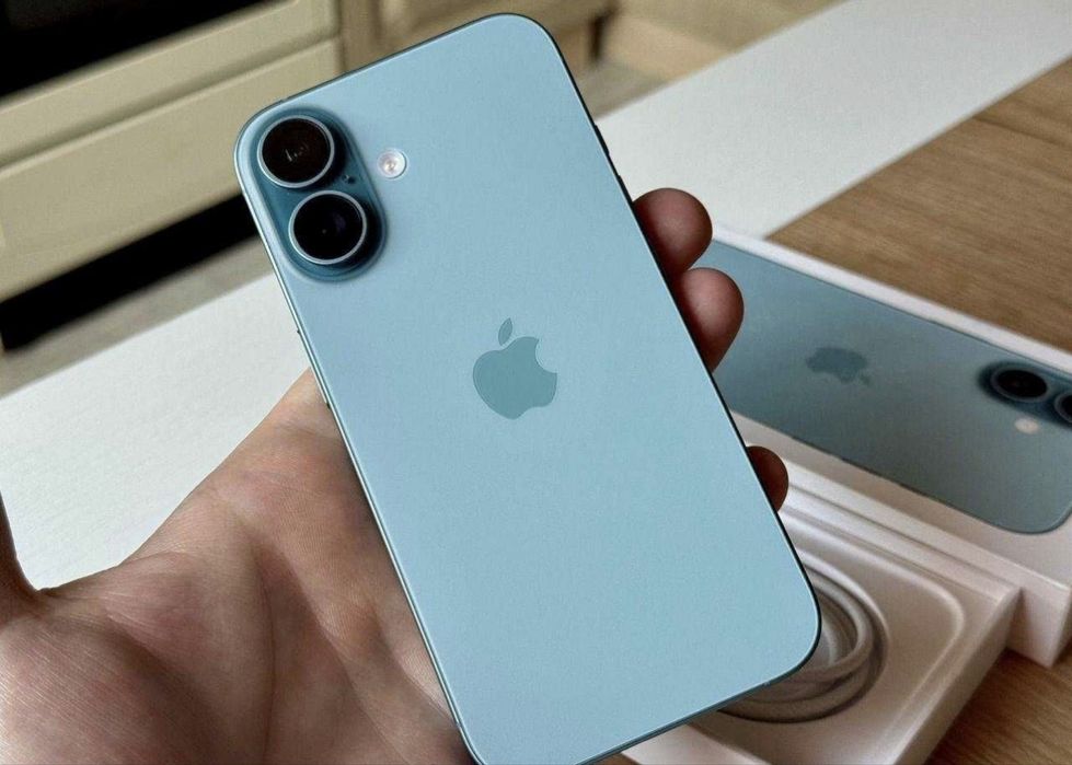 Iphone 16 128гб.