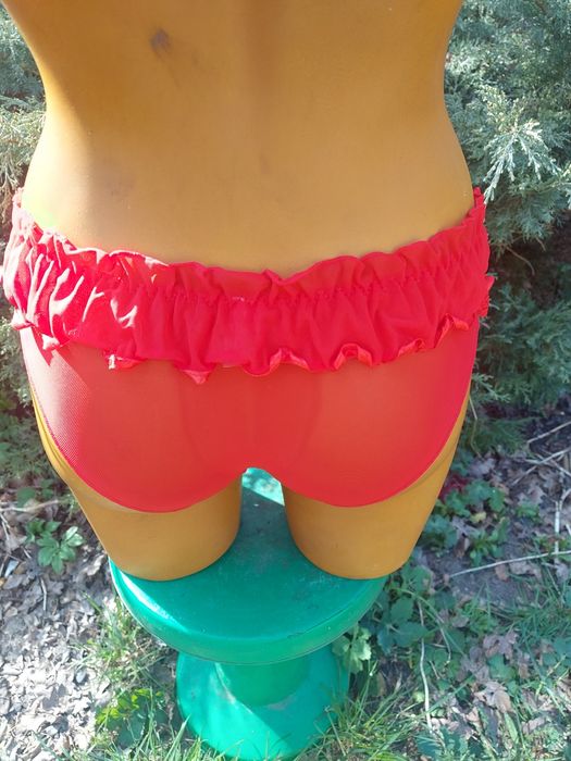 Majtki damskie czerwone koronka rozmiar M/L firma HANA