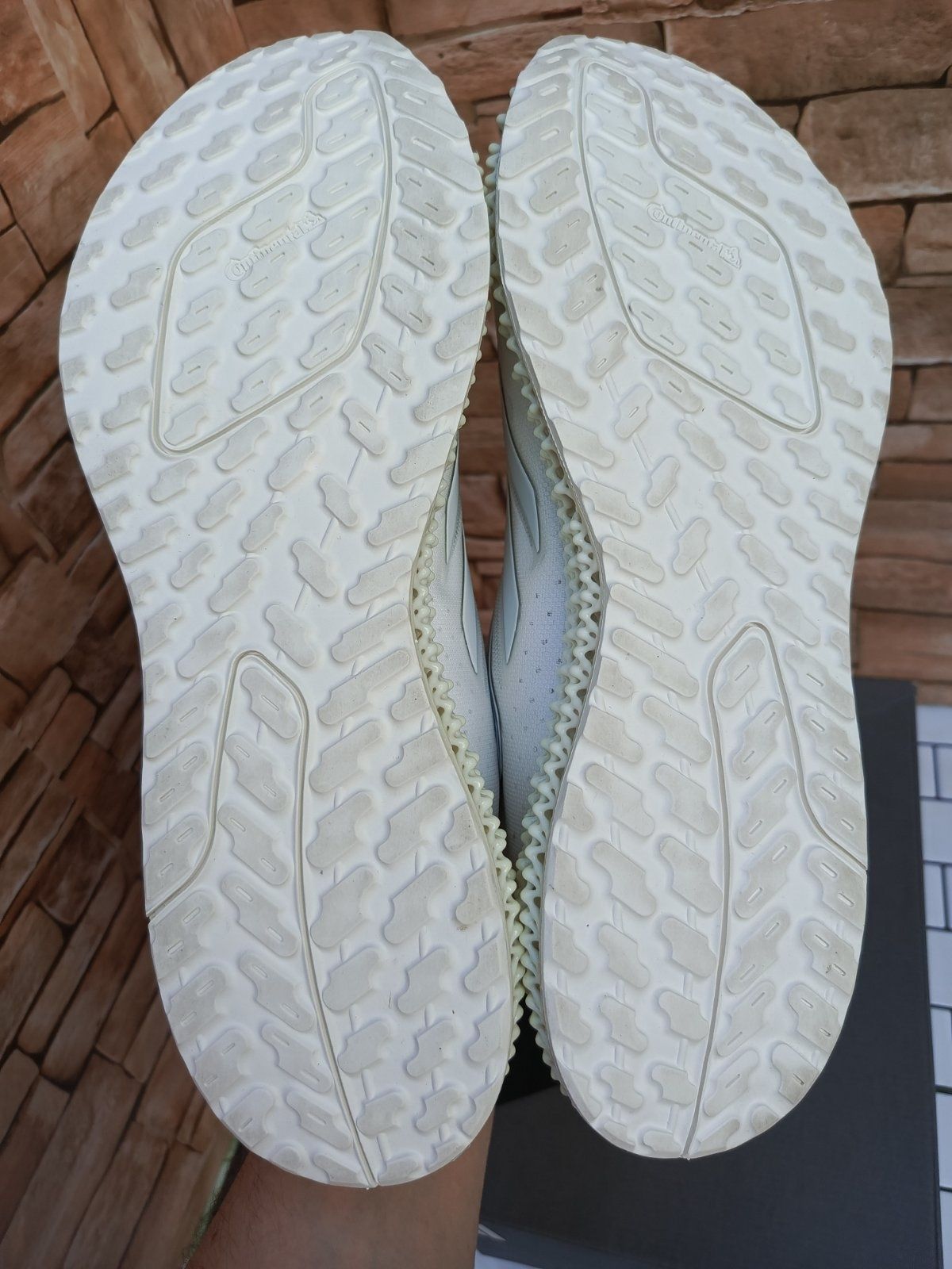 Кросівки adidas (44р.28 см)
