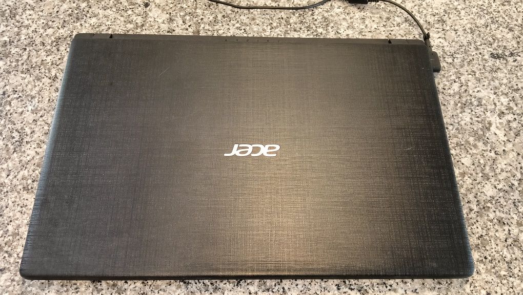 Portátil Acer Aspire 3