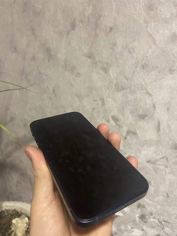 IPhone 12 64GB blue