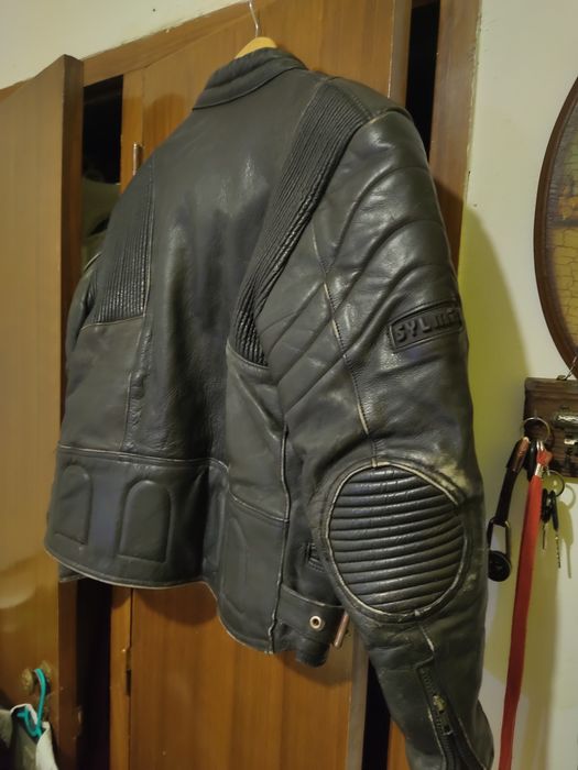 Blusão de cabedal em bom estado