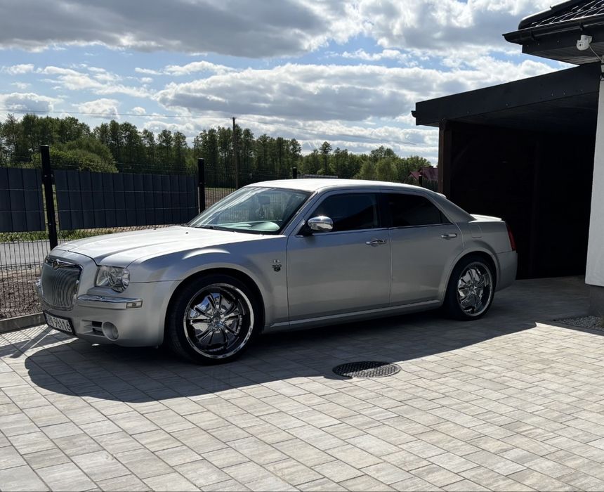 Chrysler 300C 5.7