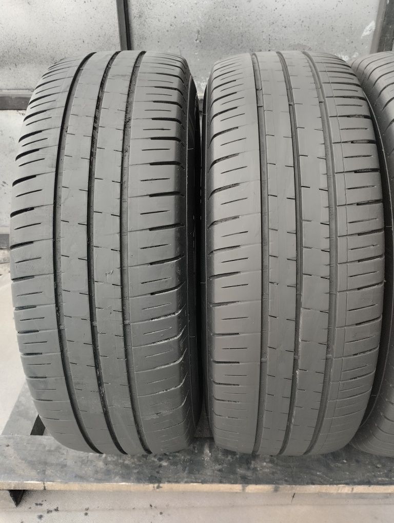 Продам шини з дисками 225/65R16C