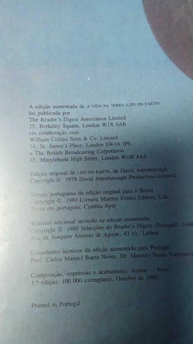 Livro A Vida na Terra de David Attenborough