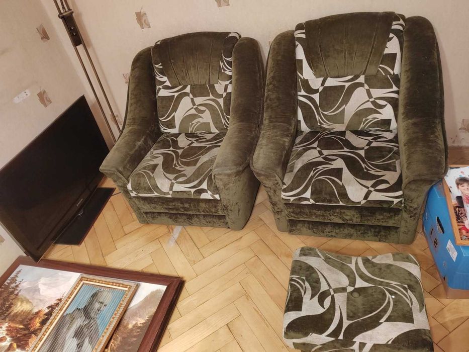 2 fotele.plus 2 pufy