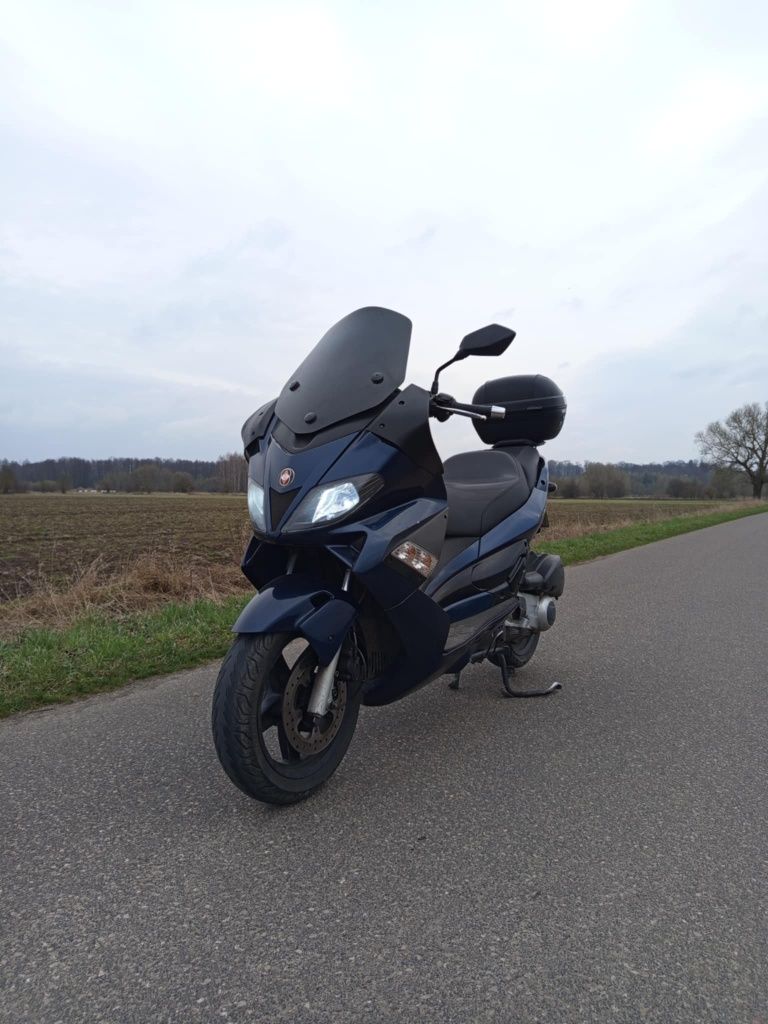 Skuter gillera nexus 125