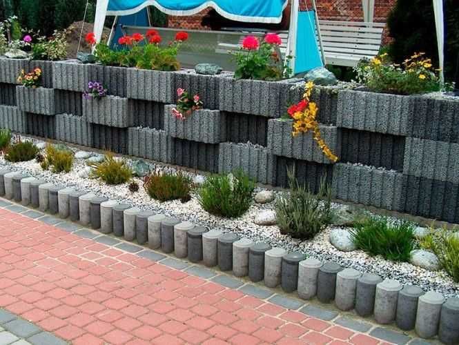 Бруківка,бордюр,квітник,поребрик,палісад