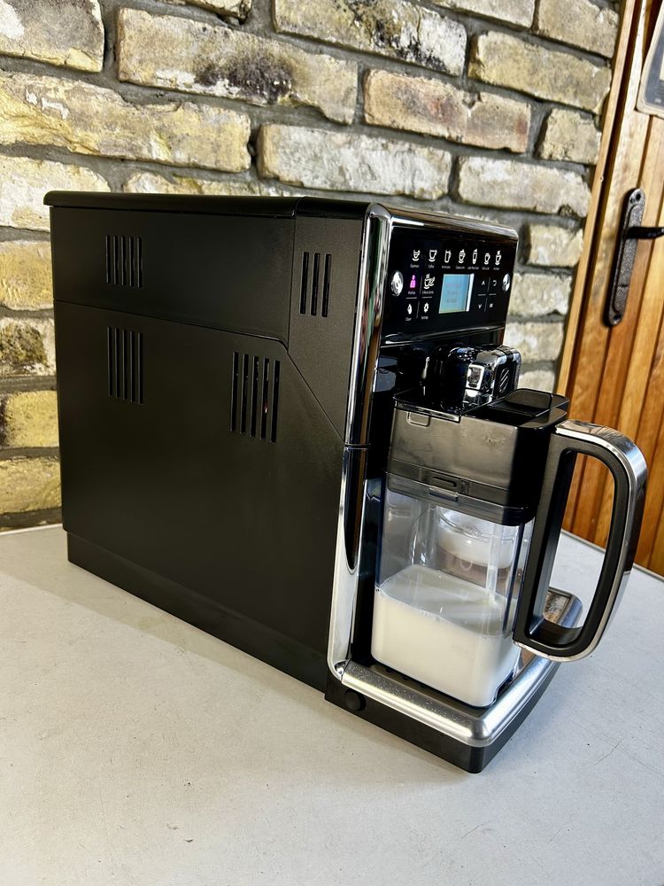 Saeco PicoBaristo deLuxe SM5560 Кофемашина