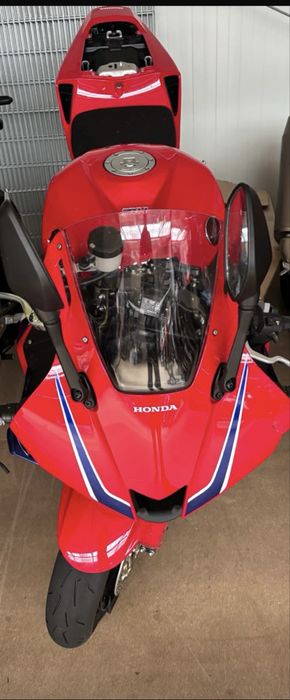 Rama z dokumentacja Honda CBR600RR PC69 2025r uszkodzona