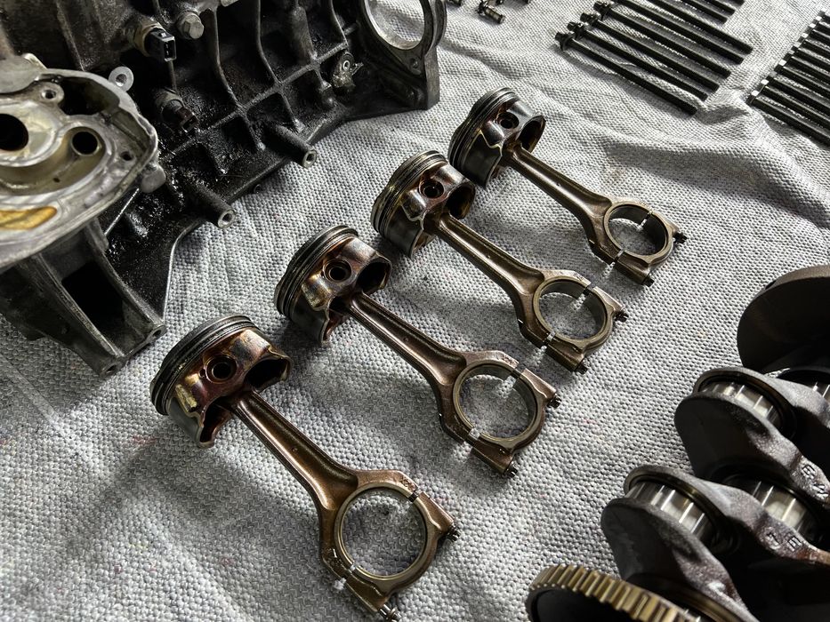 Мотор N46B20 В Розбор N42 2.0i Блок ГБЦ Ванос Вальватронік Н42 Н46