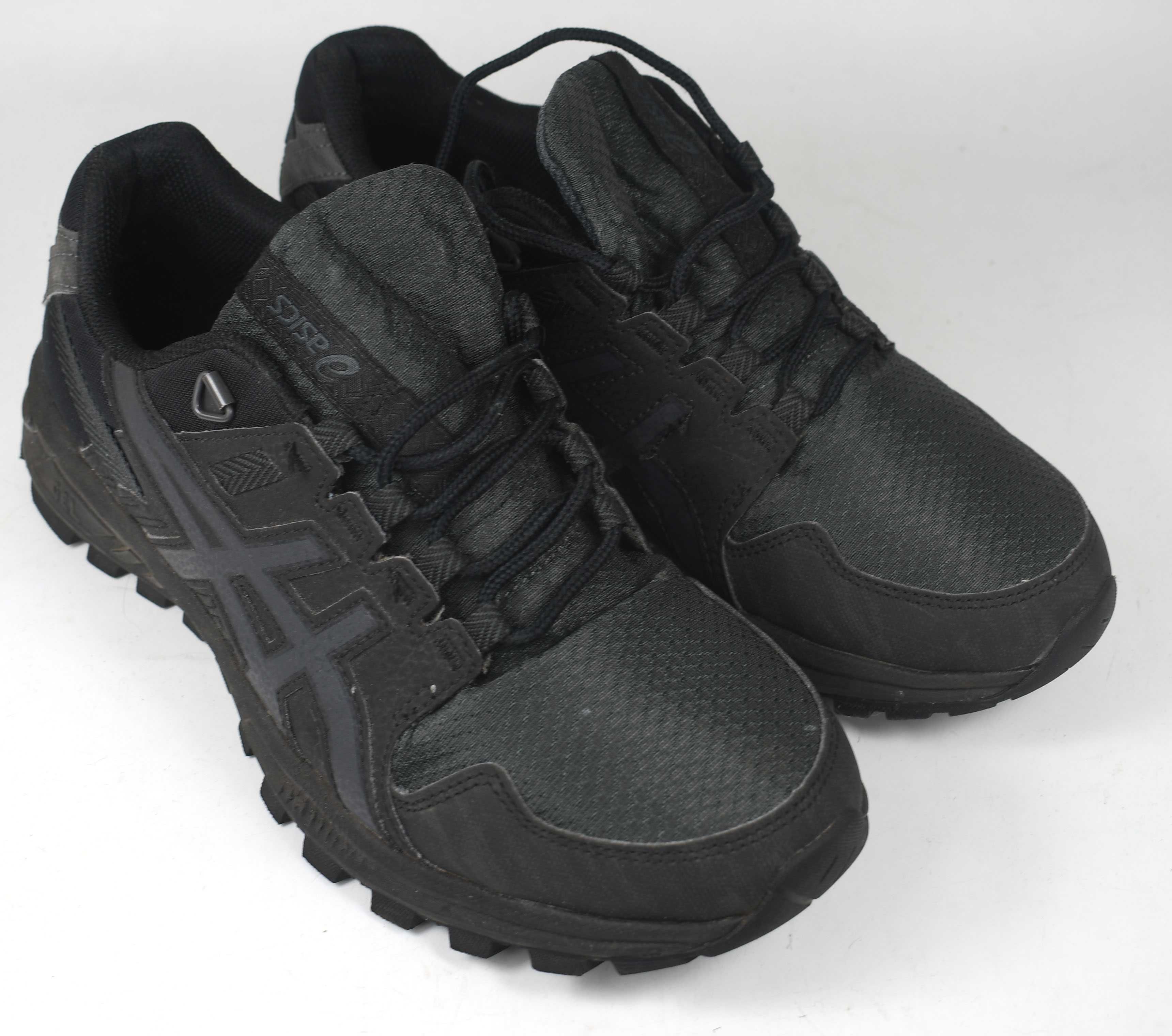 Używane Sneakersy Asics Gel-Citrek 1021A204 roz. 41,5