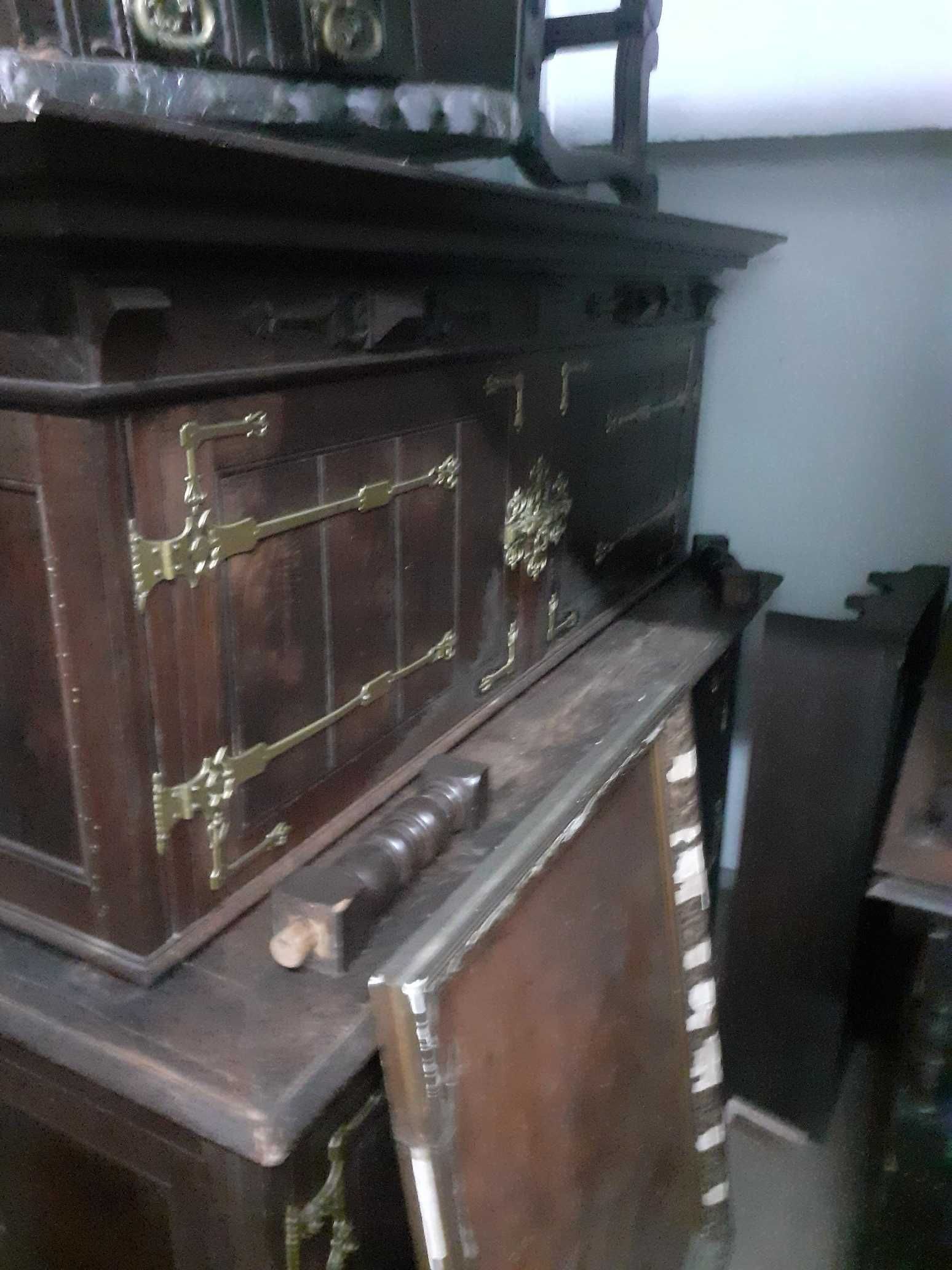 Móveis Antigos Estilo Holandês (Oportunidade)