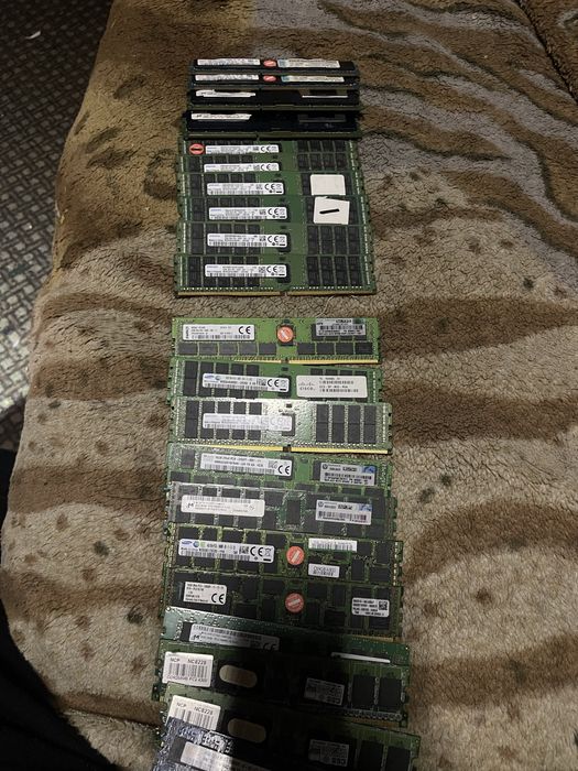 Продам материнскиее плати на компютер