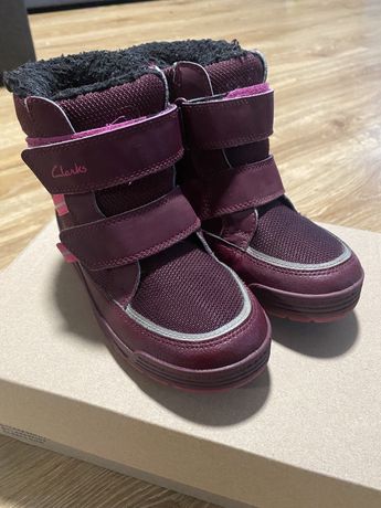 Зимові ботинки Clarks для дівчинки, розмір 28