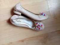 Stylowe buty damskie – wygodne i modne! R. 43