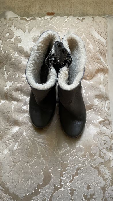 Ботильоны на меху кожаные,GREYMER (италия), 36р, 6000гр.