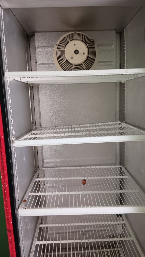 Lodówka uszkodzona  Coca Cola