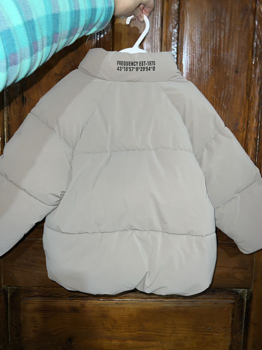 Куртка zara 104 беж