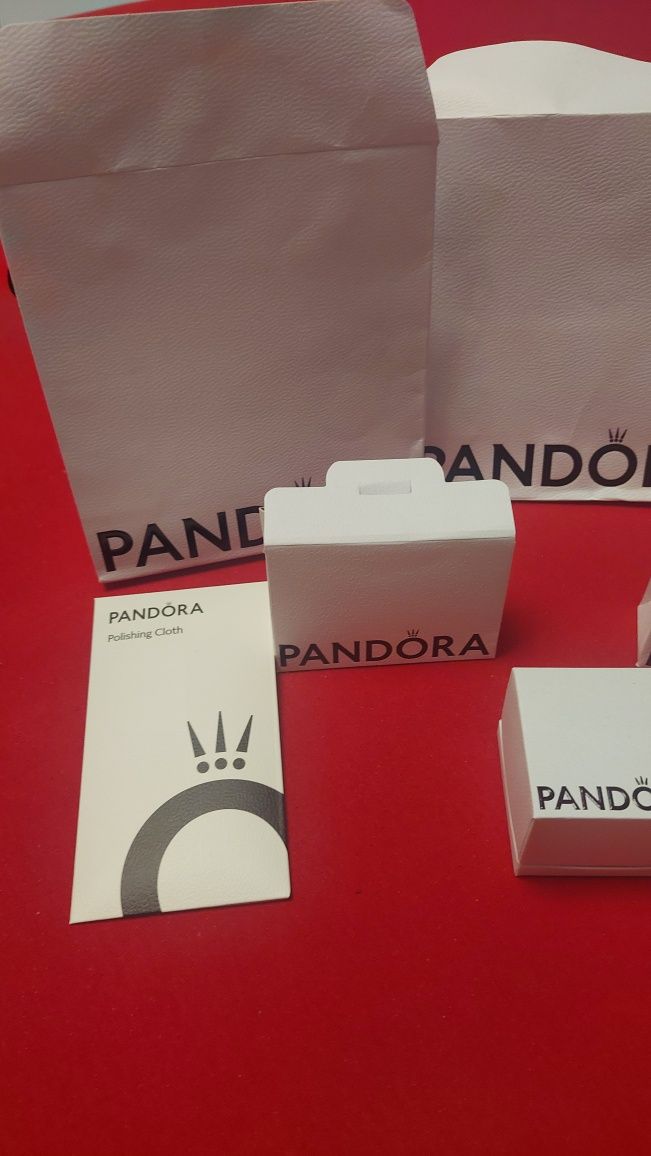 Pandora puste opakowania