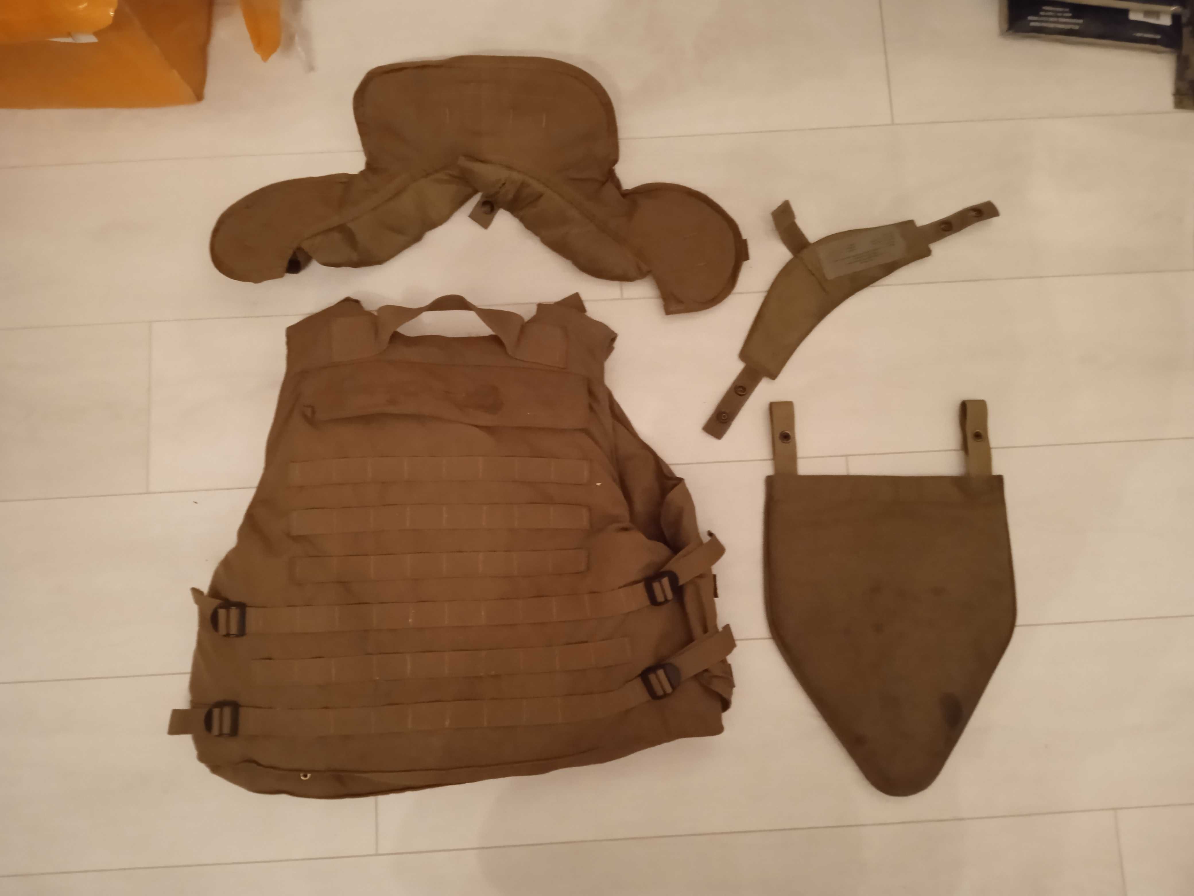 Kamizelka IBA USMC Coyote Brown plate carrier interceptor body armor.