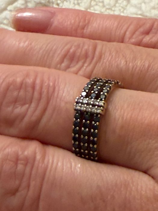 Anel ouro com diamantes negros e brancos