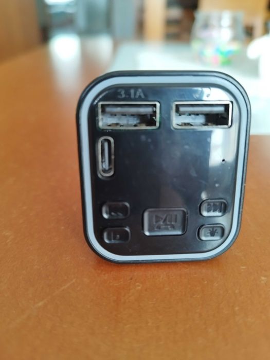 Carregador de esqueiro com mp3