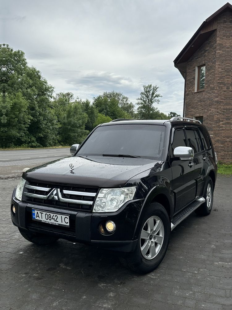 Mitsubishi Pajero Wagon
